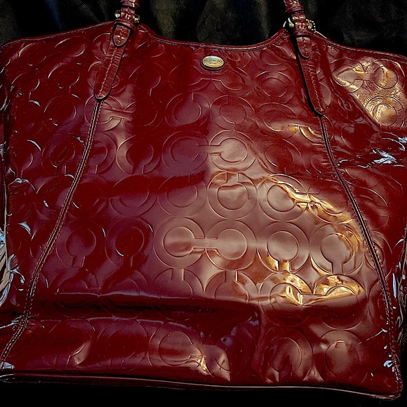Coach - Carry All Large Deep Red Patton Purse - Picture 1 of 8